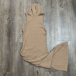 Zara Ribbed MIDI Dress